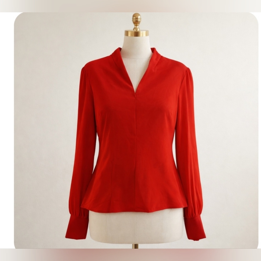 Women's Red V-Neck Long-Sleeve Blouse Pit To Pit 19 Waist 16 Lenght 23"